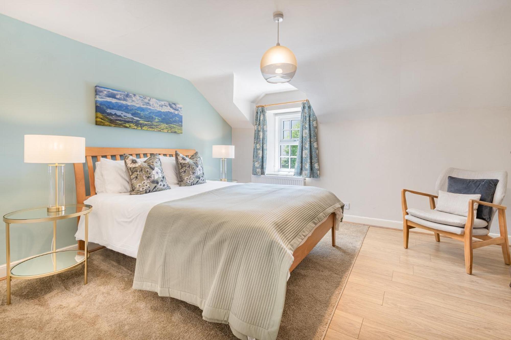 Lakeland - Sleeps 6 Bowness-on-Windermere
